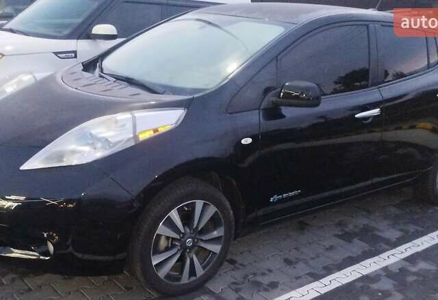 Черный Ниссан Лиф, объемом двигателя 0 л и пробегом 183 тыс. км за 5850 $, фото 1 на Automoto.ua