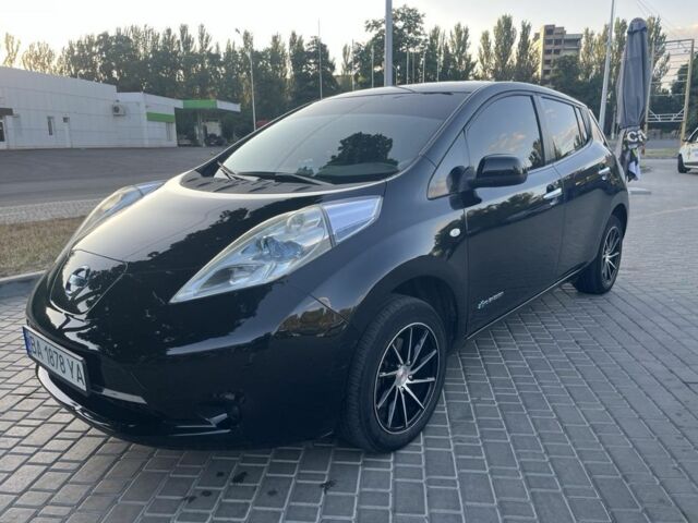 Черный Ниссан Лиф, объемом двигателя 0 л и пробегом 130 тыс. км за 6500 $, фото 1 на Automoto.ua