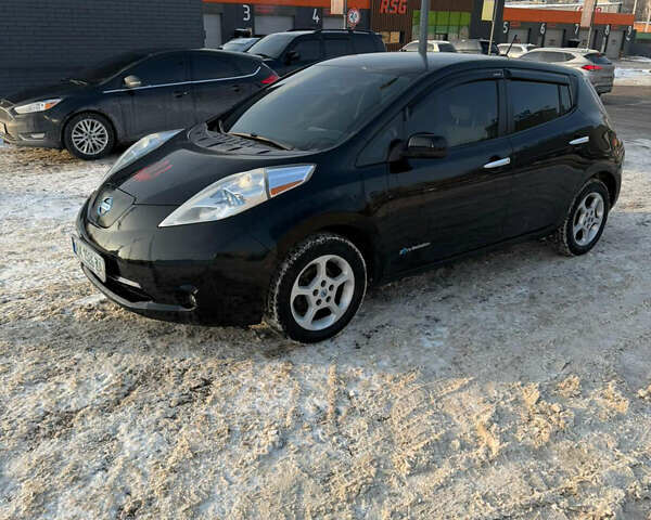 Чорний Ніссан Ліф, об'ємом двигуна 0 л та пробігом 148 тис. км за 8900 $, фото 1 на Automoto.ua