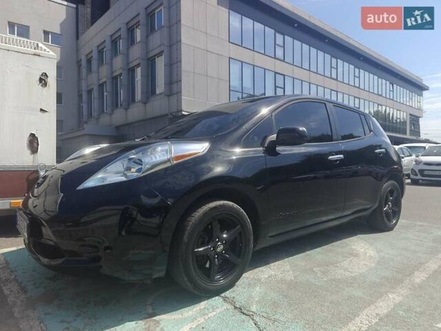 Черный Ниссан Лиф, объемом двигателя 0 л и пробегом 220 тыс. км за 6200 $, фото 1 на Automoto.ua