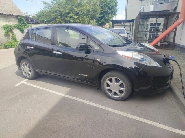 Чорний Ніссан Ліф, об'ємом двигуна 0 л та пробігом 168 тис. км за 5335 $, фото 1 на Automoto.ua