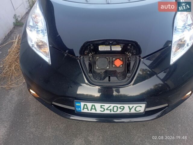 Чорний Ніссан Ліф, об'ємом двигуна 0 л та пробігом 115 тис. км за 4300 $, фото 1 на Automoto.ua