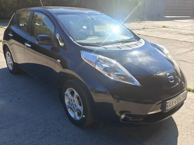 Чорний Ніссан Ліф, об'ємом двигуна 0 л та пробігом 173 тис. км за 9718 $, фото 1 на Automoto.ua