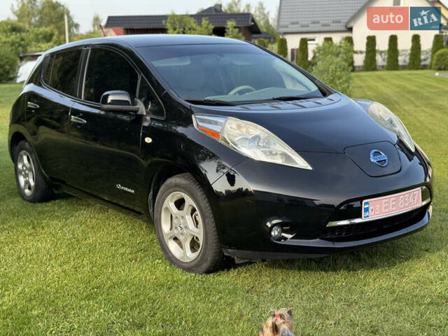 Черный Ниссан Лиф, объемом двигателя 0 л и пробегом 121 тыс. км за 6000 $, фото 1 на Automoto.ua