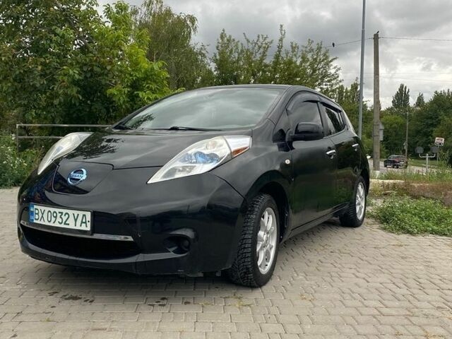 Черный Ниссан Лиф, объемом двигателя 0 л и пробегом 260 тыс. км за 7800 $, фото 1 на Automoto.ua