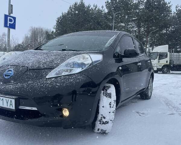 Чорний Ніссан Ліф, об'ємом двигуна 0 л та пробігом 115 тис. км за 4800 $, фото 1 на Automoto.ua