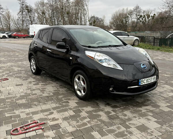 Чорний Ніссан Ліф, об'ємом двигуна 0 л та пробігом 153 тис. км за 4300 $, фото 1 на Automoto.ua