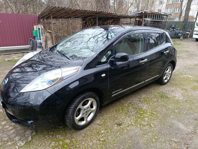 Чорний Ніссан Ліф, об'ємом двигуна 0 л та пробігом 133 тис. км за 4000 $, фото 1 на Automoto.ua