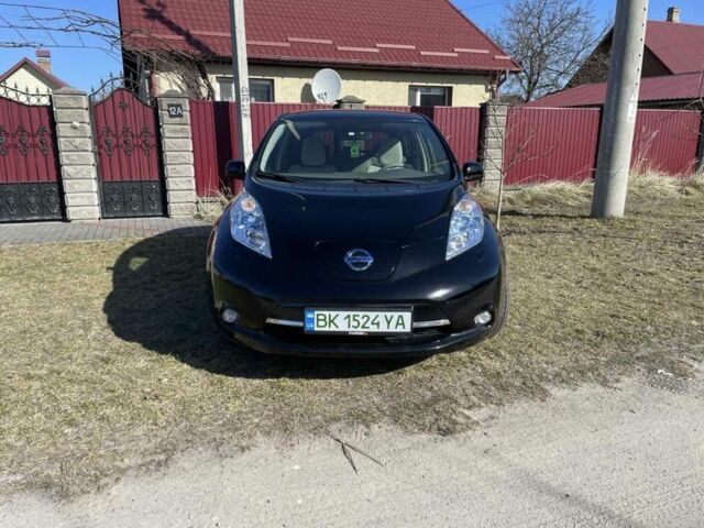 Чорний Ніссан Ліф, об'ємом двигуна 0 л та пробігом 107 тис. км за 3899 $, фото 1 на Automoto.ua