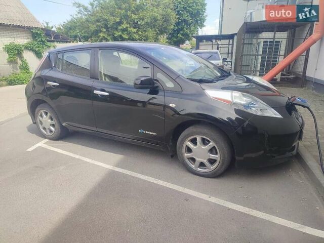 Черный Ниссан Лиф, объемом двигателя 0 л и пробегом 168 тыс. км за 5309 $, фото 1 на Automoto.ua