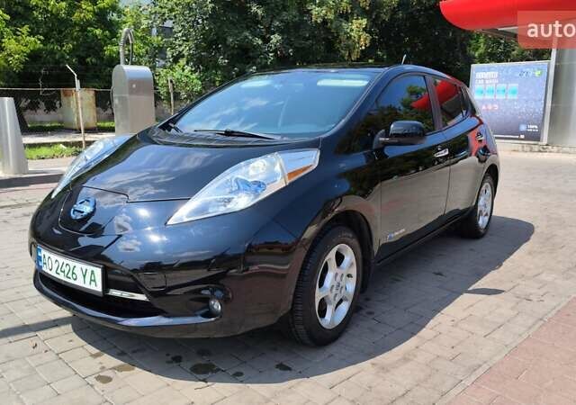 Черный Ниссан Лиф, объемом двигателя 0 л и пробегом 140 тыс. км за 7600 $, фото 1 на Automoto.ua