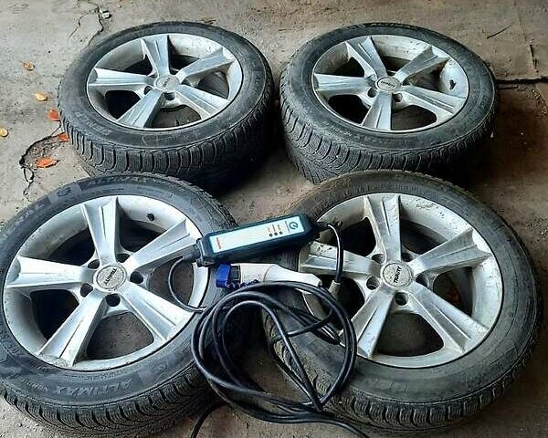 Черный Ниссан Лиф, объемом двигателя 0 л и пробегом 125 тыс. км за 7300 $, фото 1 на Automoto.ua