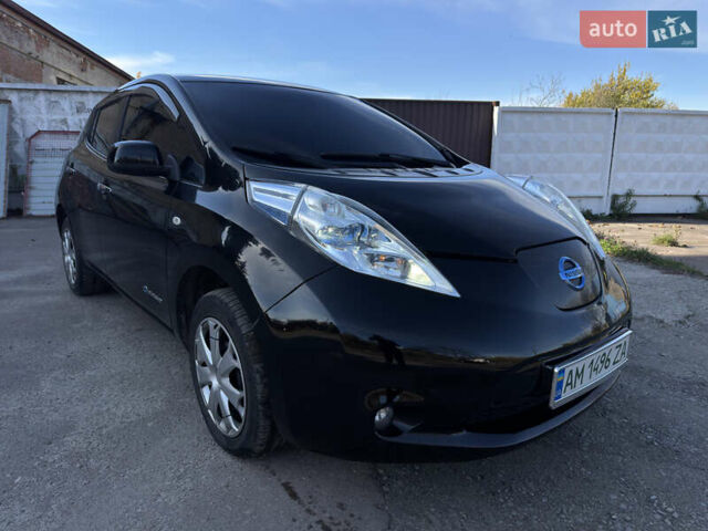 Черный Ниссан Лиф, объемом двигателя 0 л и пробегом 127 тыс. км за 3850 $, фото 1 на Automoto.ua