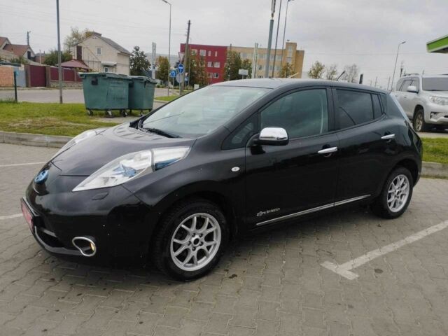 Черный Ниссан Лиф, объемом двигателя 0 л и пробегом 144 тыс. км за 6999 $, фото 1 на Automoto.ua