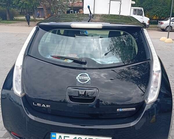 Чорний Ніссан Ліф, об'ємом двигуна 0 л та пробігом 229 тис. км за 5500 $, фото 1 на Automoto.ua