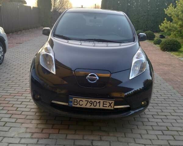 Черный Ниссан Лиф, объемом двигателя 0 л и пробегом 135 тыс. км за 9000 $, фото 1 на Automoto.ua