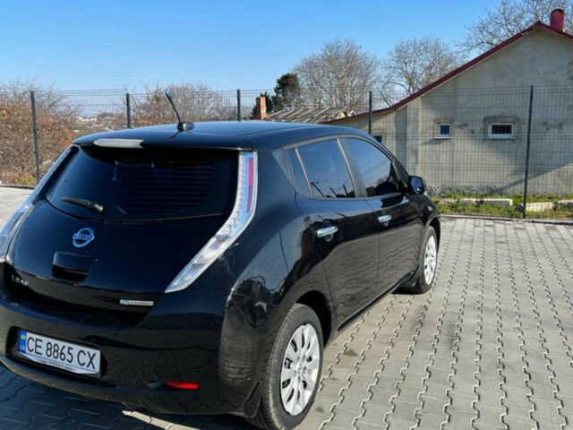 Чорний Ніссан Ліф, об'ємом двигуна 0 л та пробігом 99 тис. км за 9900 $, фото 1 на Automoto.ua
