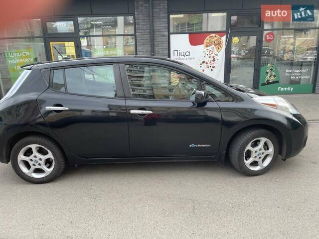 Черный Ниссан Лиф, объемом двигателя 0 л и пробегом 183 тыс. км за 5200 $, фото 1 на Automoto.ua