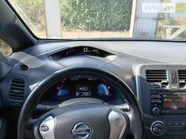 Черный Ниссан Лиф, объемом двигателя 0 л и пробегом 140 тыс. км за 6500 $, фото 1 на Automoto.ua