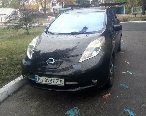 Черный Ниссан Лиф, объемом двигателя 0 л и пробегом 192 тыс. км за 5800 $, фото 1 на Automoto.ua