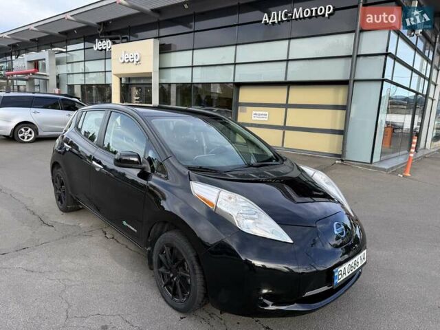 Черный Ниссан Лиф, объемом двигателя 0 л и пробегом 123 тыс. км за 6500 $, фото 1 на Automoto.ua