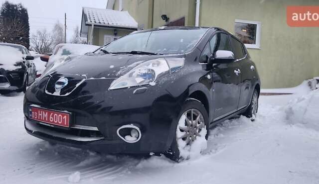 Чорний Ніссан Ліф, об'ємом двигуна 0 л та пробігом 90 тис. км за 6950 $, фото 1 на Automoto.ua