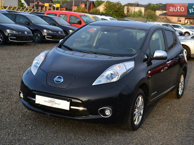 Чорний Ніссан Ліф, об'ємом двигуна 0 л та пробігом 126 тис. км за 6500 $, фото 1 на Automoto.ua