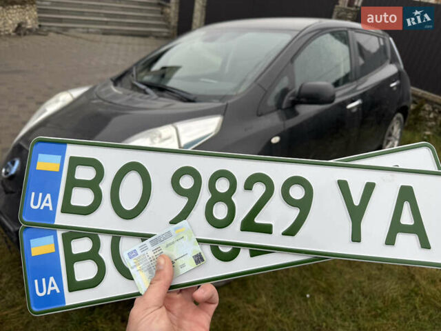 Чорний Ніссан Ліф, об'ємом двигуна 0 л та пробігом 154 тис. км за 6700 $, фото 1 на Automoto.ua