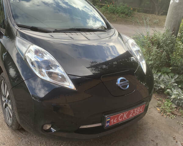 Черный Ниссан Лиф, объемом двигателя 0 л и пробегом 79 тыс. км за 7800 $, фото 1 на Automoto.ua