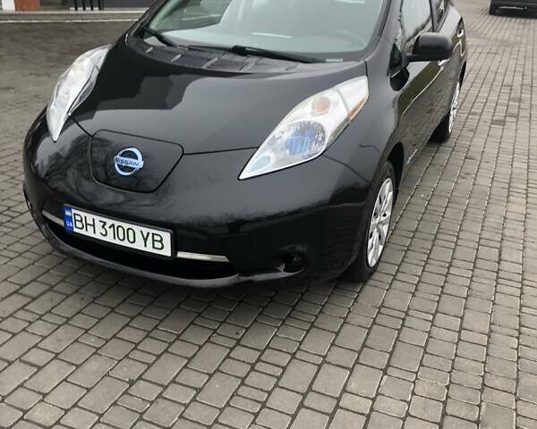 Черный Ниссан Лиф, объемом двигателя 0 л и пробегом 53 тыс. км за 7900 $, фото 1 на Automoto.ua