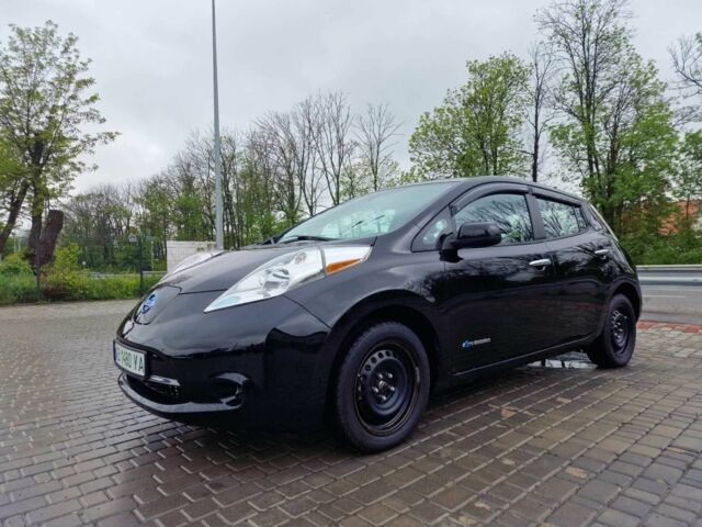 Черный Ниссан Лиф, объемом двигателя 0 л и пробегом 127 тыс. км за 6500 $, фото 1 на Automoto.ua