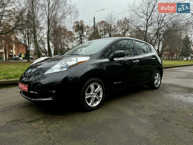 Черный Ниссан Лиф, объемом двигателя 0 л и пробегом 125 тыс. км за 6950 $, фото 1 на Automoto.ua