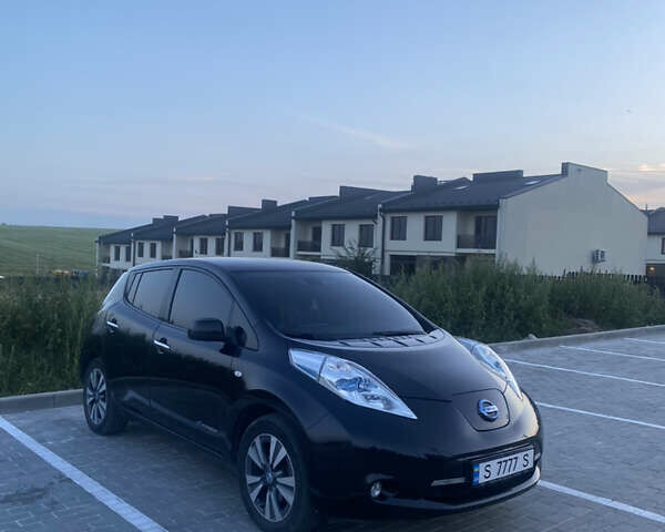 Черный Ниссан Лиф, объемом двигателя 0 л и пробегом 137 тыс. км за 9000 $, фото 1 на Automoto.ua