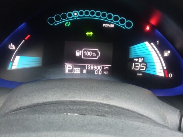 Чорний Ніссан Ліф, об'ємом двигуна 0 л та пробігом 138 тис. км за 2000 $, фото 1 на Automoto.ua