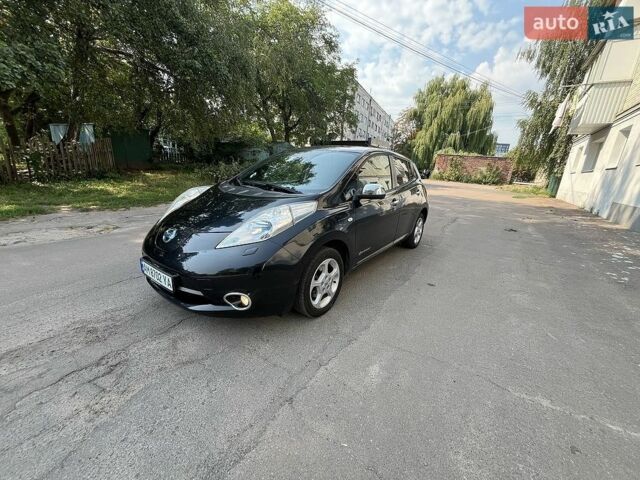 Черный Ниссан Лиф, объемом двигателя 1 л и пробегом 113 тыс. км за 6998 $, фото 1 на Automoto.ua