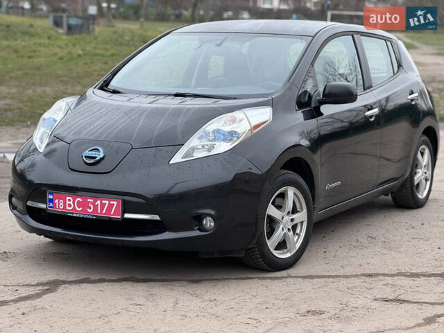 Черный Ниссан Лиф, объемом двигателя 0 л и пробегом 136 тыс. км за 6450 $, фото 1 на Automoto.ua