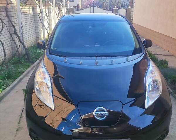 Чорний Ніссан Ліф, об'ємом двигуна 0 л та пробігом 146 тис. км за 8200 $, фото 1 на Automoto.ua