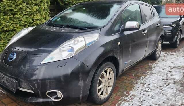 Чорний Ніссан Ліф, об'ємом двигуна 0 л та пробігом 90 тис. км за 6950 $, фото 1 на Automoto.ua