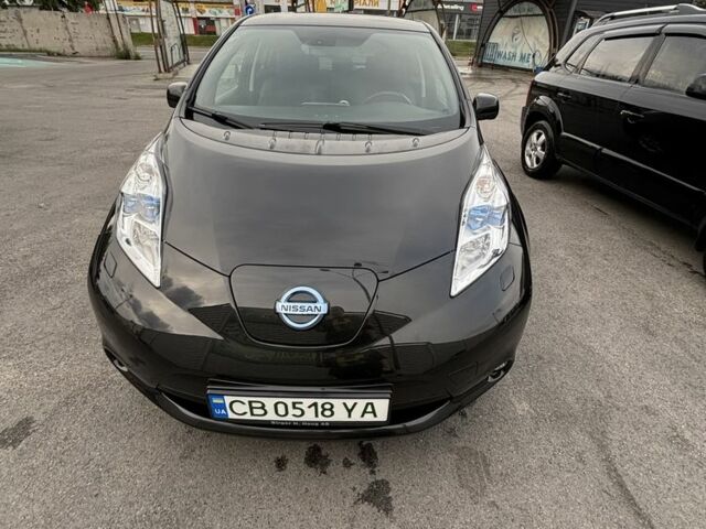 Черный Ниссан Лиф, объемом двигателя 0 л и пробегом 98 тыс. км за 7000 $, фото 1 на Automoto.ua