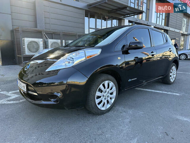 Чорний Ніссан Ліф, об'ємом двигуна 0 л та пробігом 72 тис. км за 7500 $, фото 1 на Automoto.ua