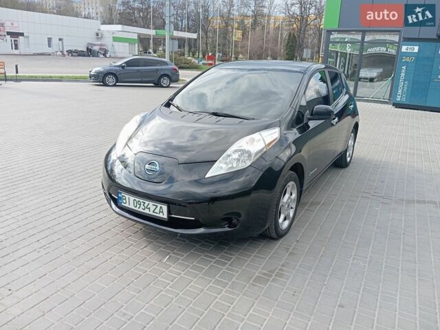 Чорний Ніссан Ліф, об'ємом двигуна 0 л та пробігом 142 тис. км за 7500 $, фото 1 на Automoto.ua
