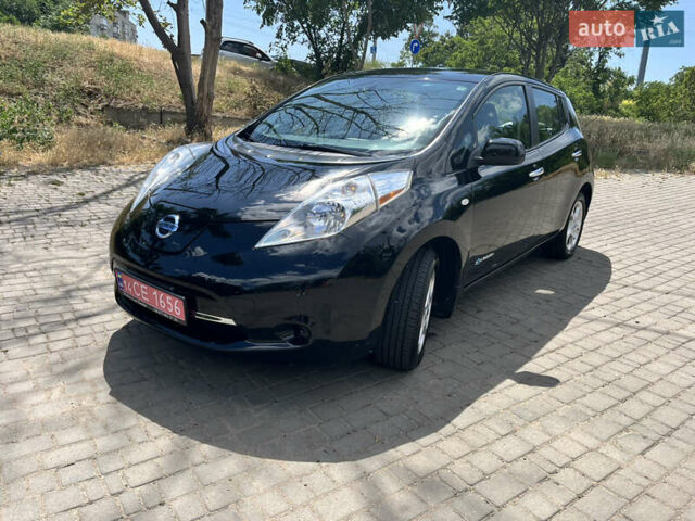 Черный Ниссан Лиф, объемом двигателя 0 л и пробегом 80 тыс. км за 8000 $, фото 1 на Automoto.ua