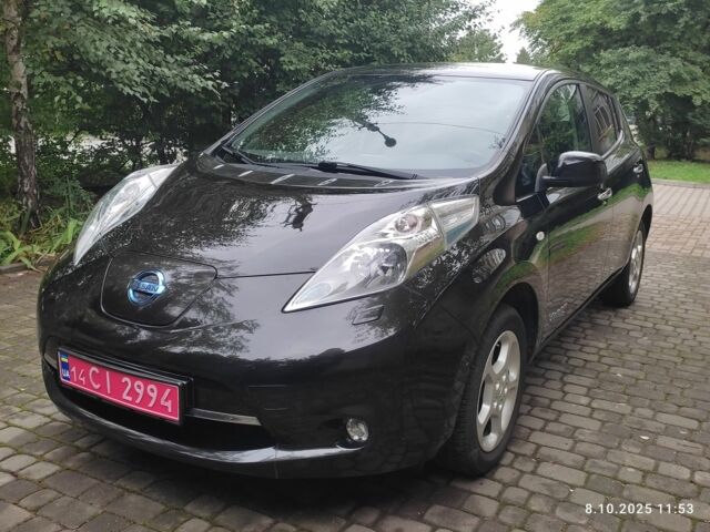 Черный Ниссан Лиф, объемом двигателя 0 л и пробегом 134 тыс. км за 6500 $, фото 1 на Automoto.ua