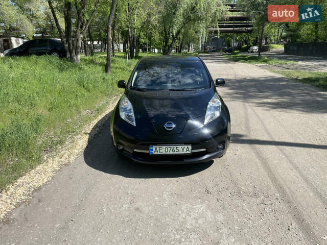 Черный Ниссан Лиф, объемом двигателя 0 л и пробегом 91 тыс. км за 7600 $, фото 1 на Automoto.ua