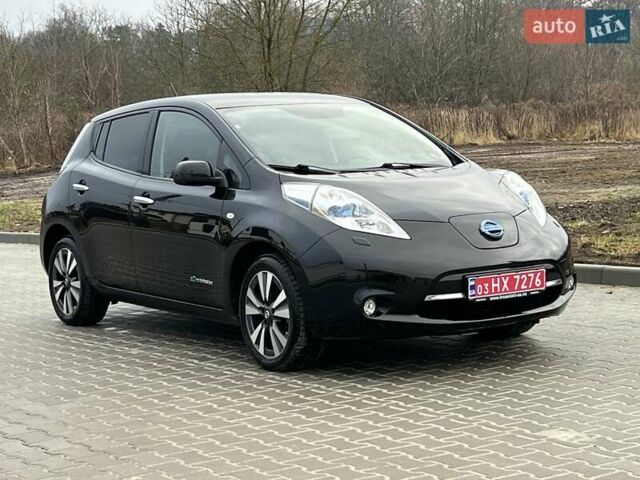 Черный Ниссан Лиф, объемом двигателя 0 л и пробегом 128 тыс. км за 6850 $, фото 1 на Automoto.ua