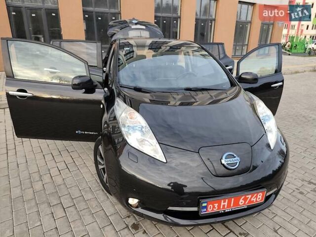 Чорний Ніссан Ліф, об'ємом двигуна 0 л та пробігом 120 тис. км за 6499 $, фото 1 на Automoto.ua