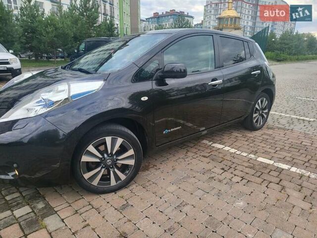 Чорний Ніссан Ліф, об'ємом двигуна 0 л та пробігом 140 тис. км за 9500 $, фото 1 на Automoto.ua