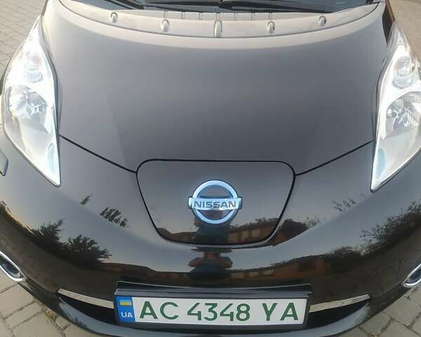 Черный Ниссан Лиф, объемом двигателя 0 л и пробегом 153 тыс. км за 8700 $, фото 1 на Automoto.ua