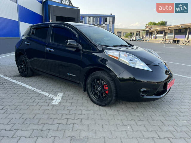 Чорний Ніссан Ліф, об'ємом двигуна 0 л та пробігом 94 тис. км за 6500 $, фото 1 на Automoto.ua