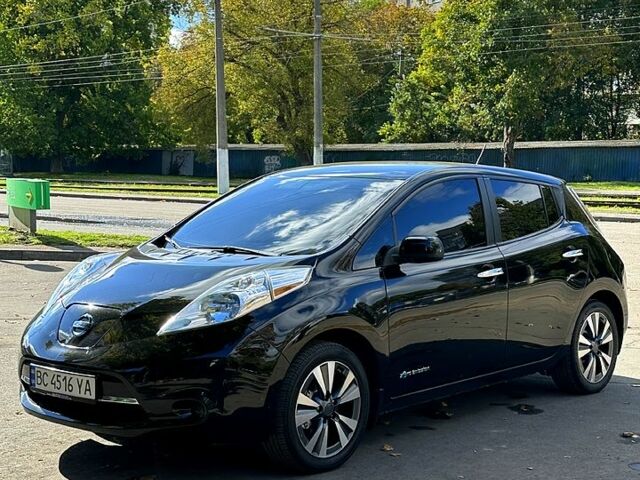 Черный Ниссан Лиф, объемом двигателя 0 л и пробегом 107 тыс. км за 7500 $, фото 1 на Automoto.ua